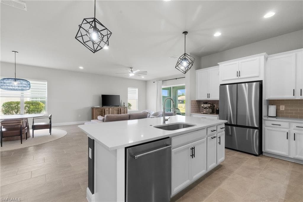 3419 Pilot Cir, Naples, FL 34120-8