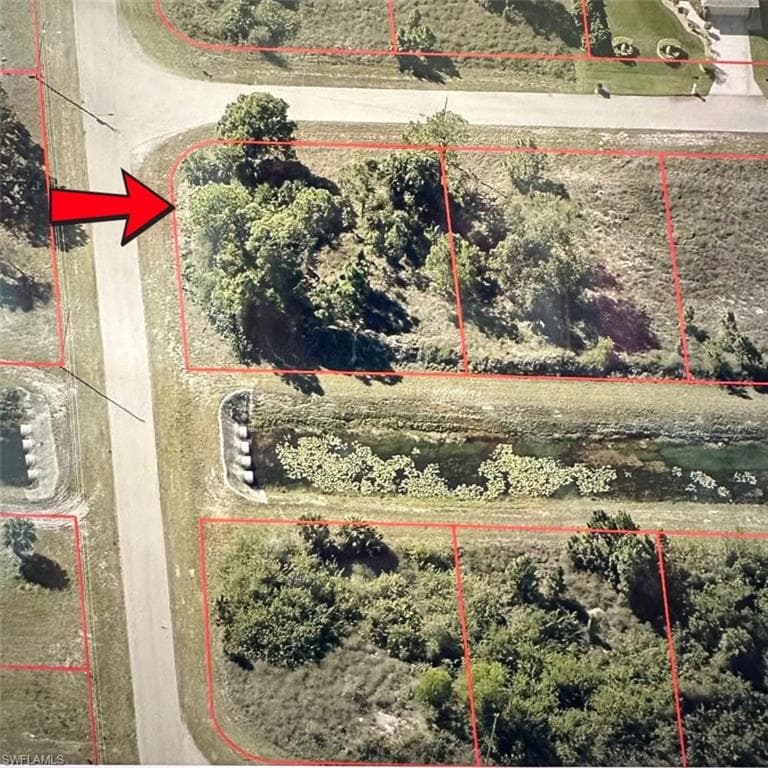 1253 Deauville St E, Lehigh Acres, FL 33974-1