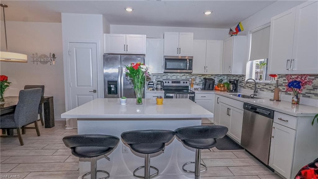 1053 24th Ave, Homestead, FL 33035-12