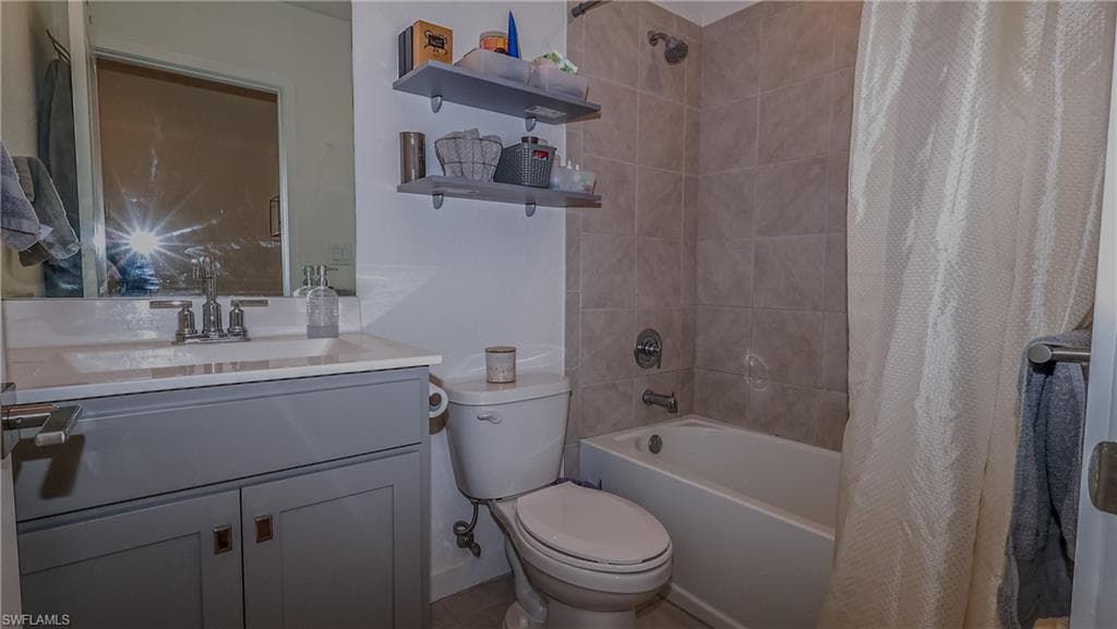 1053 24th Ave, Homestead, FL 33035-31
