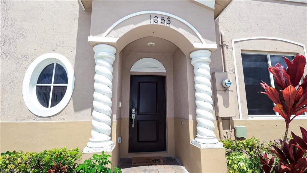 1053 24th Ave, Homestead, FL 33035-5