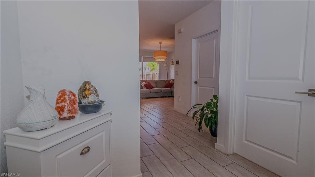 1053 24th Ave, Homestead, FL 33035-6