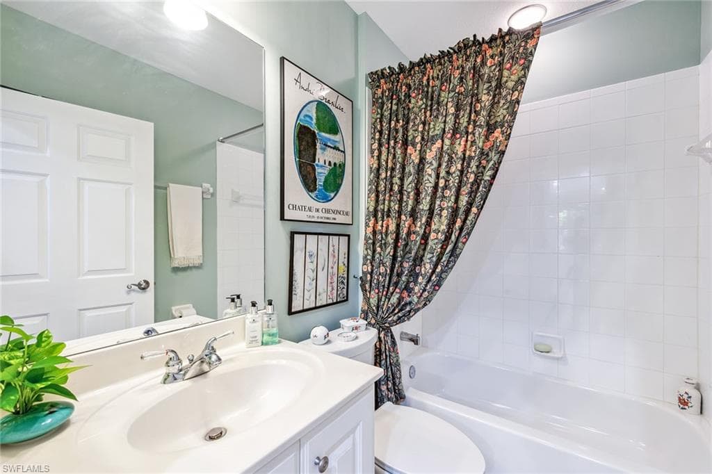 3985 Deer Crossing Ct 103, Naples, FL 34114-16