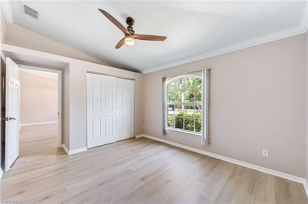 3630 10th Ave SE, Naples, FL 34117-8