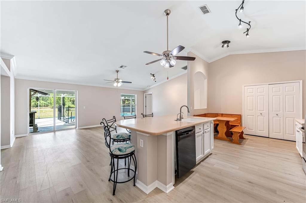 3630 10th Ave SE, Naples, FL 34117-9
