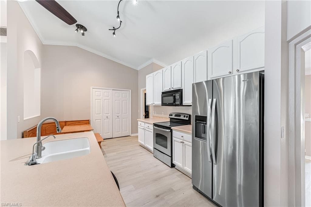 3630 10th Ave SE, Naples, FL 34117-12