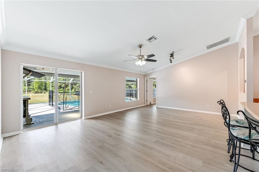 3630 10th Ave SE, Naples, FL 34117-18
