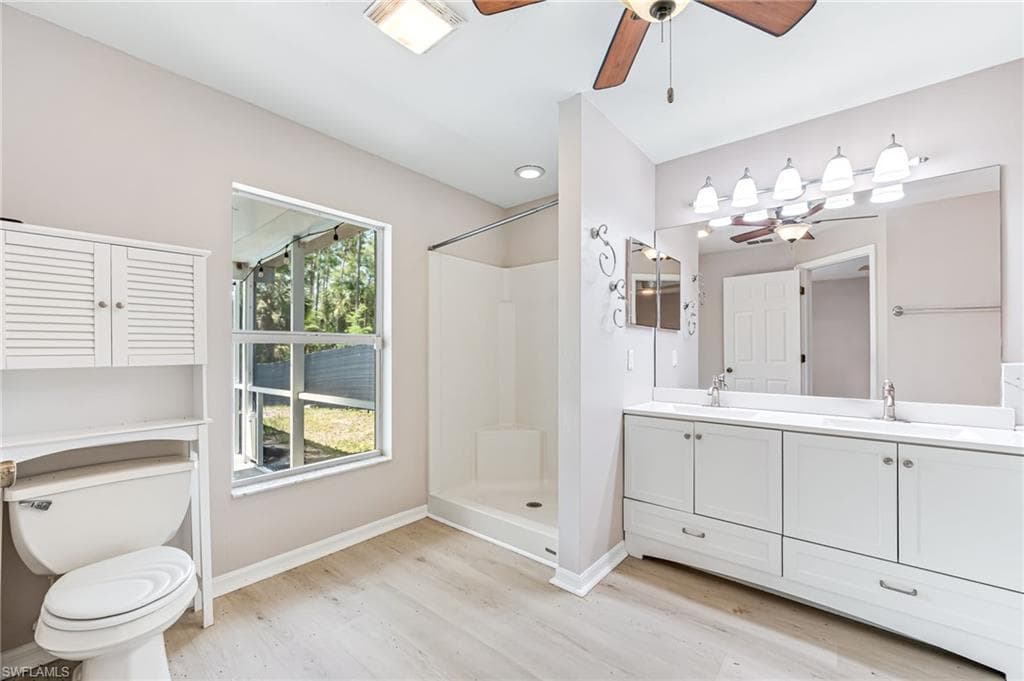 3630 10th Ave SE, Naples, FL 34117-27