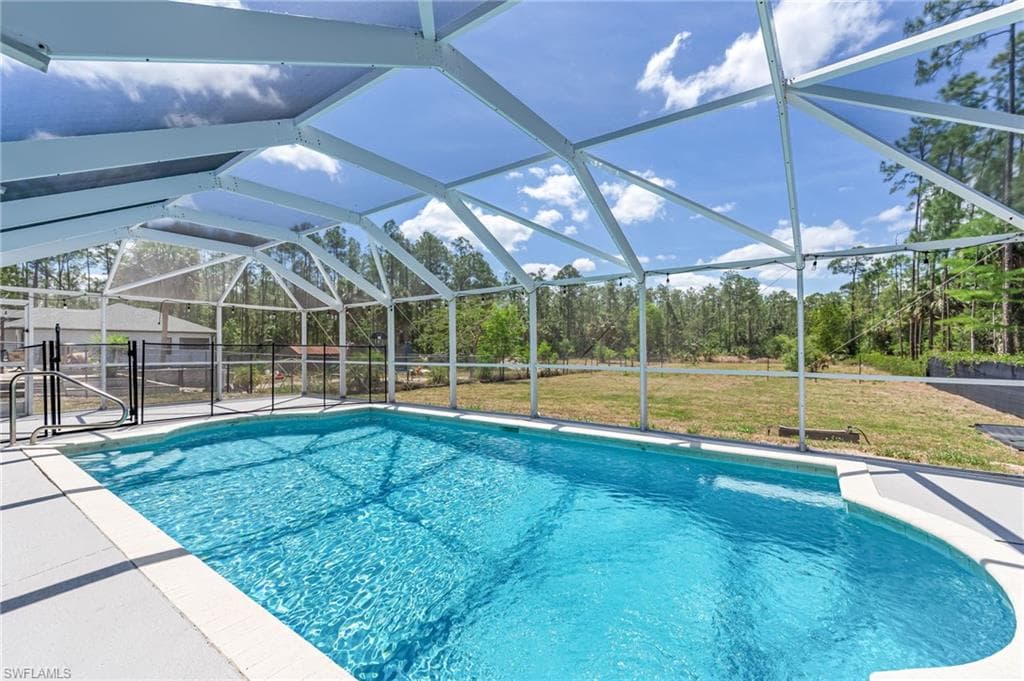 3630 10th Ave SE, Naples, FL 34117-40
