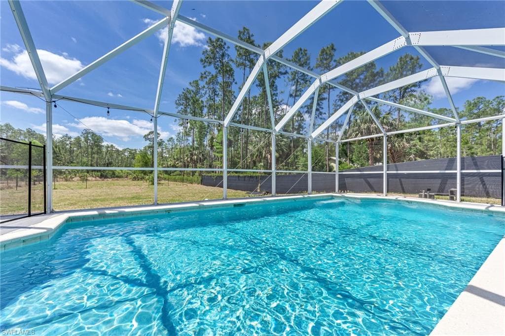 3630 10th Ave SE, Naples, FL 34117-41