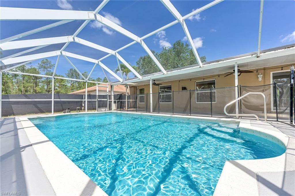 3630 10th Ave SE, Naples, FL 34117-43