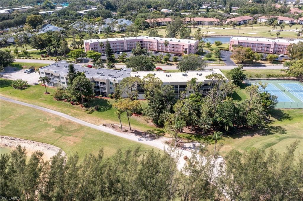 501 Forest Lakes Blvd 111, Naples, FL 34105-30