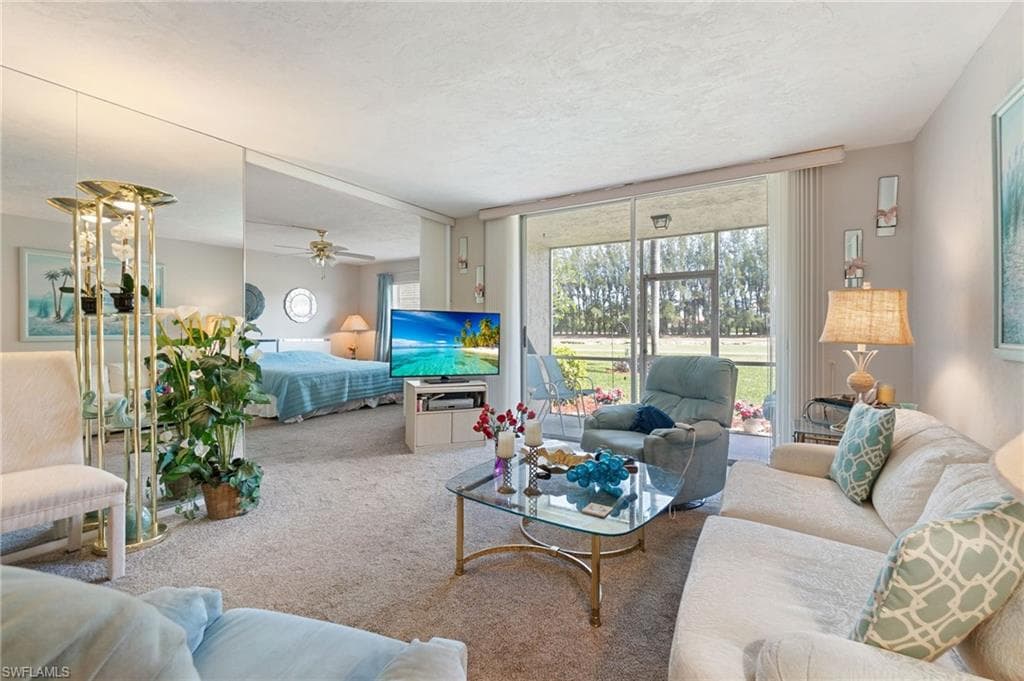 501 Forest Lakes Blvd 111, Naples, FL 34105-5