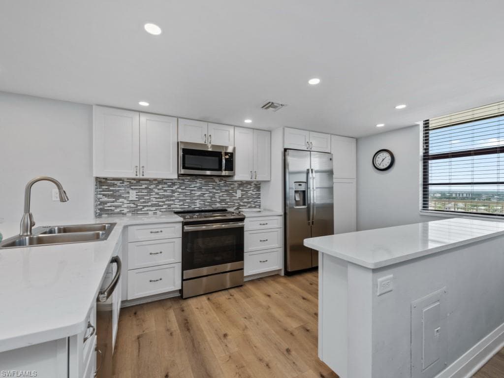 440 Seaview Ct 1502, Marco Island, FL 34145-8