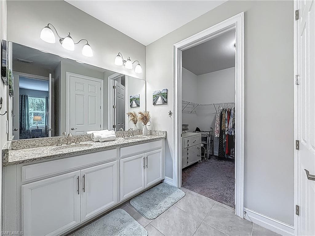 2712 14th Ave SE, Naples, FL 34117-11
