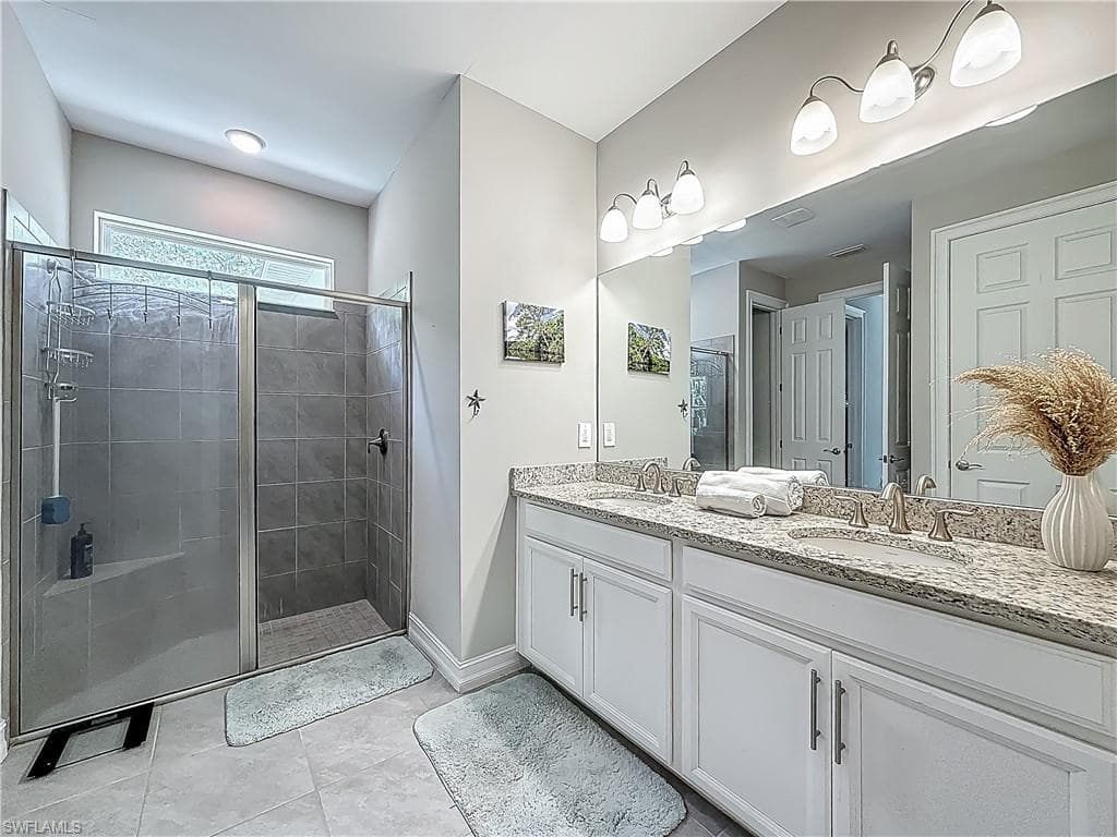 2712 14th Ave SE, Naples, FL 34117-12