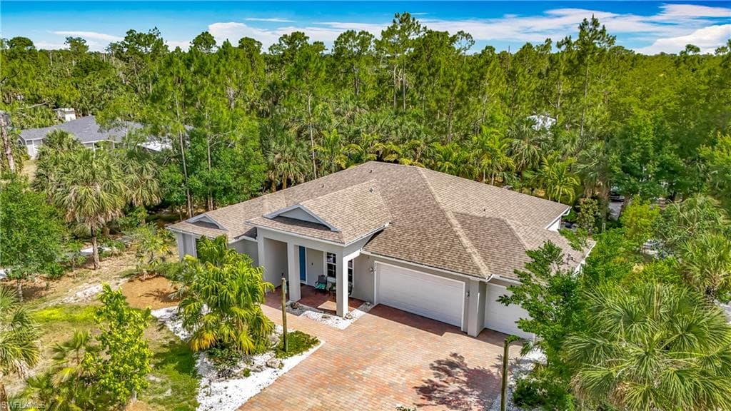 2712 14th Ave SE, Naples, FL 34117-1