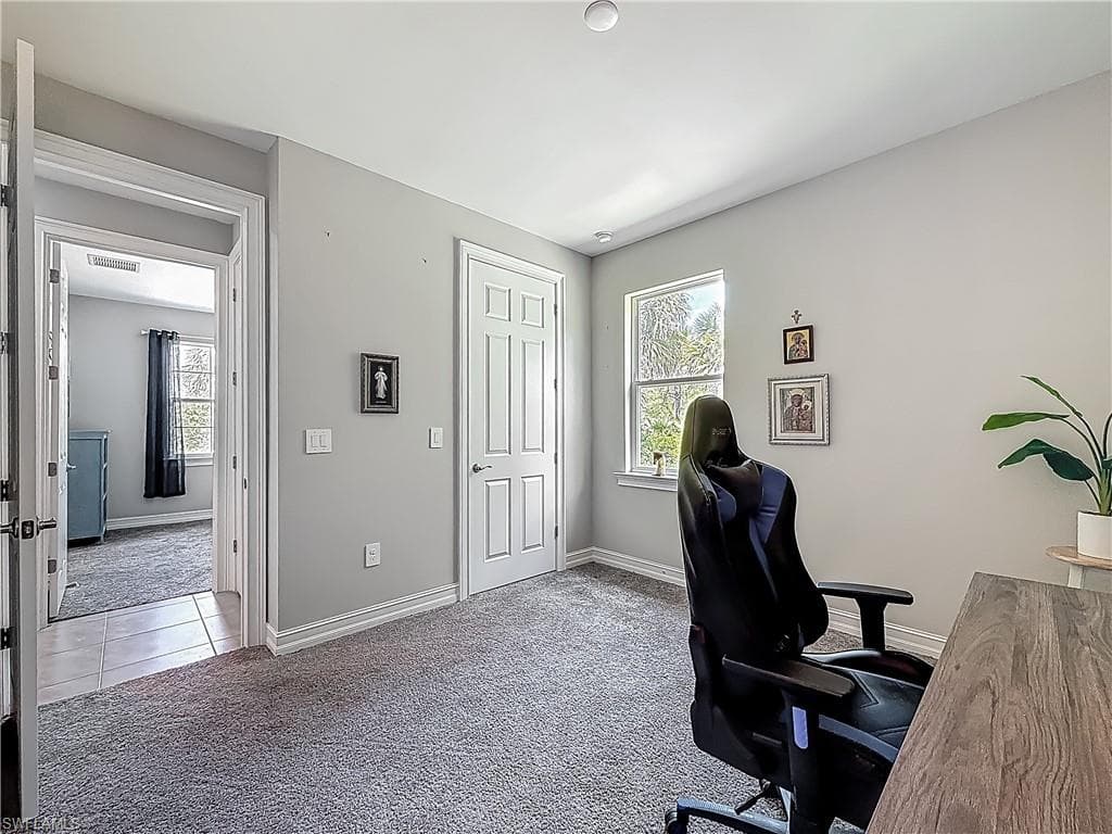 2712 14th Ave SE, Naples, FL 34117-35