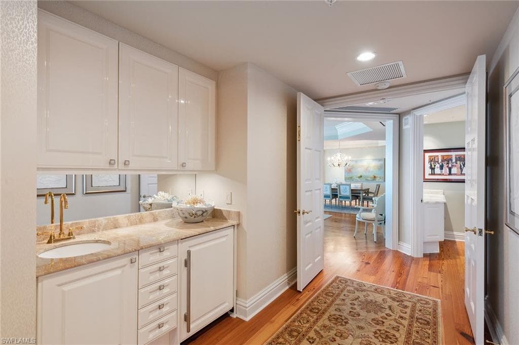 8477 Bay Colony Dr 1102, Naples, FL 34108-16