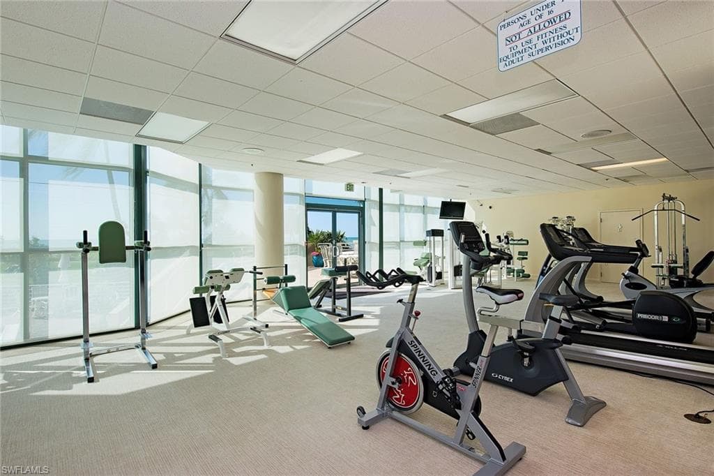 4651 Gulf Shore Blvd N 1106, Naples, FL 34103-15