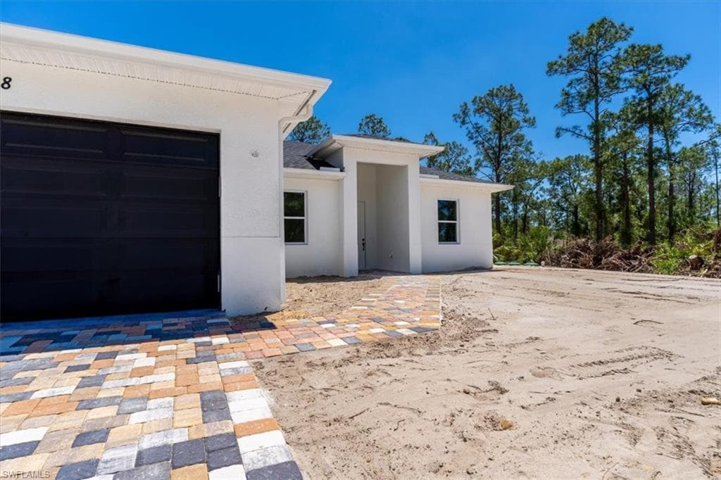 1518 Williams Ave, Lehigh Acres, FL 33972-4