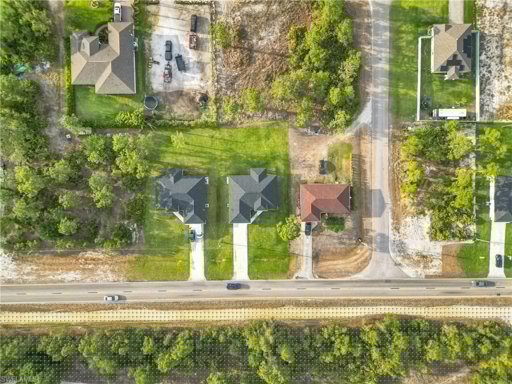 3175 Sunshine Blvd, Lehigh Acres, FL 33971-27