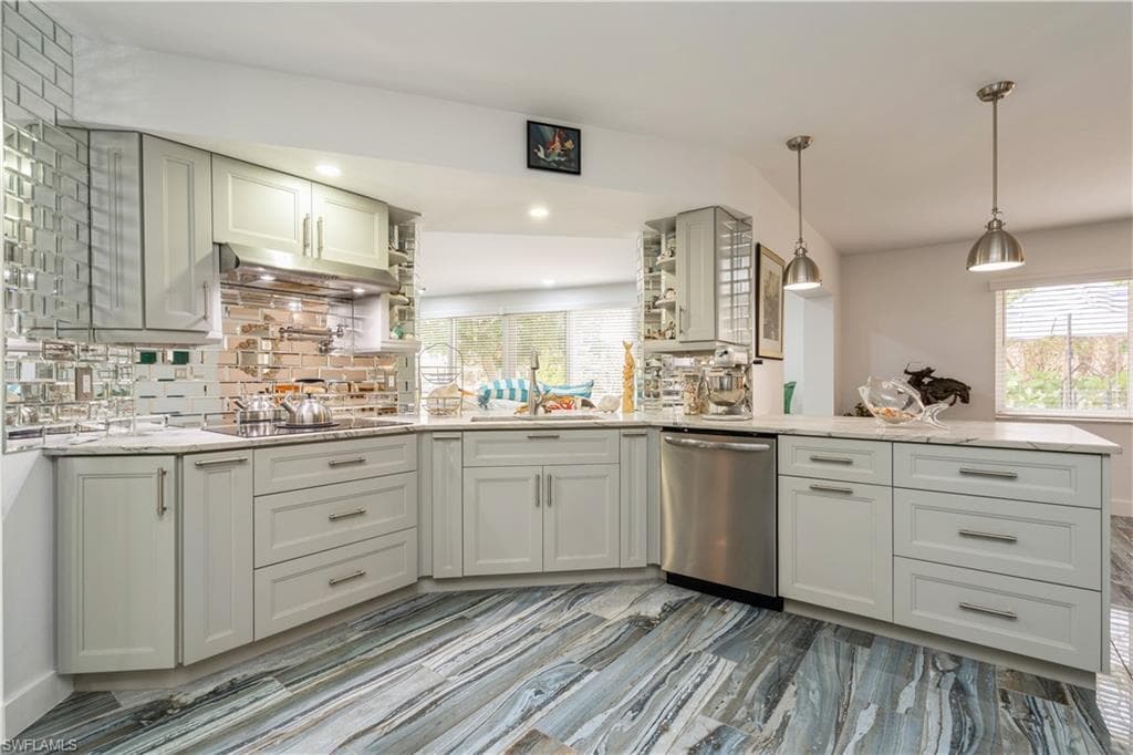 1658 Windmill Ave, Marco Island, FL 34145-18