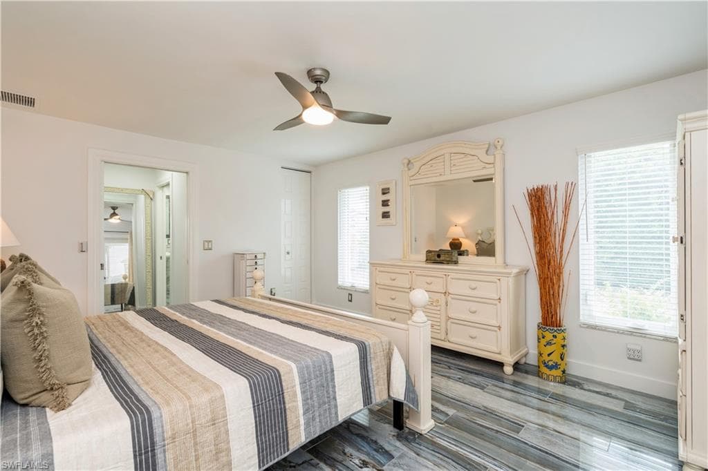 1658 Windmill Ave, Marco Island, FL 34145-23