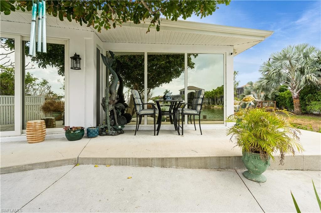 1658 Windmill Ave, Marco Island, FL 34145-32