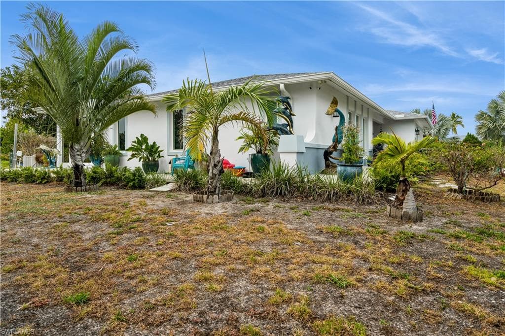 1658 Windmill Ave, Marco Island, FL 34145-36