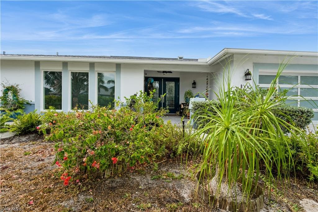 1658 Windmill Ave, Marco Island, FL 34145-37