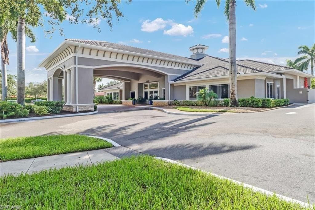 14165 Winchester Ct 203, Naples, FL 34114-17