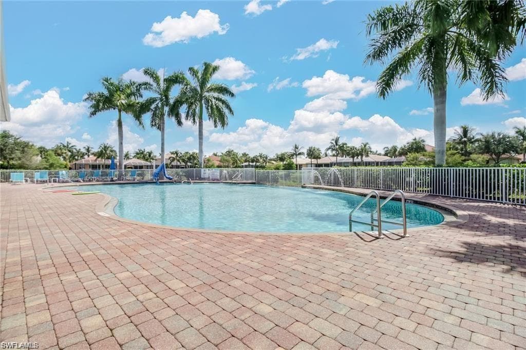 14165 Winchester Ct 203, Naples, FL 34114-27