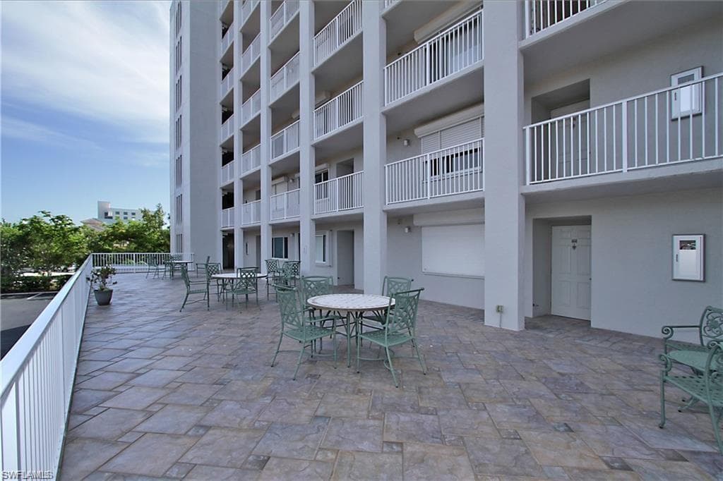 26000 Hickory Blvd 805, Bonita Springs, FL 34134-26