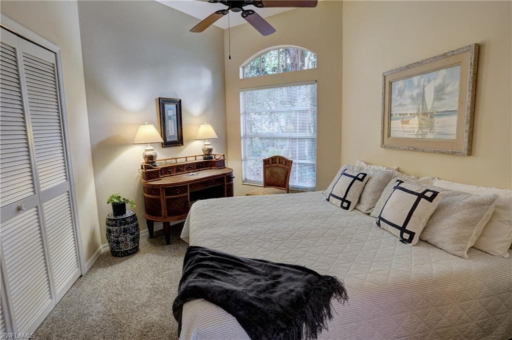 130 Amblewood Ln 8-801, Naples, FL 34105-22