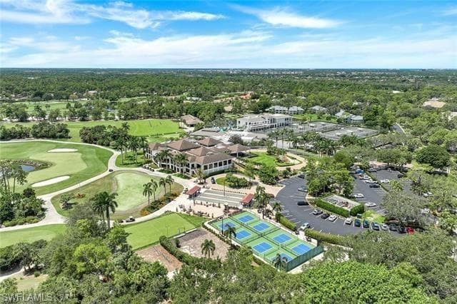 130 Amblewood Ln 8-801, Naples, FL 34105-31