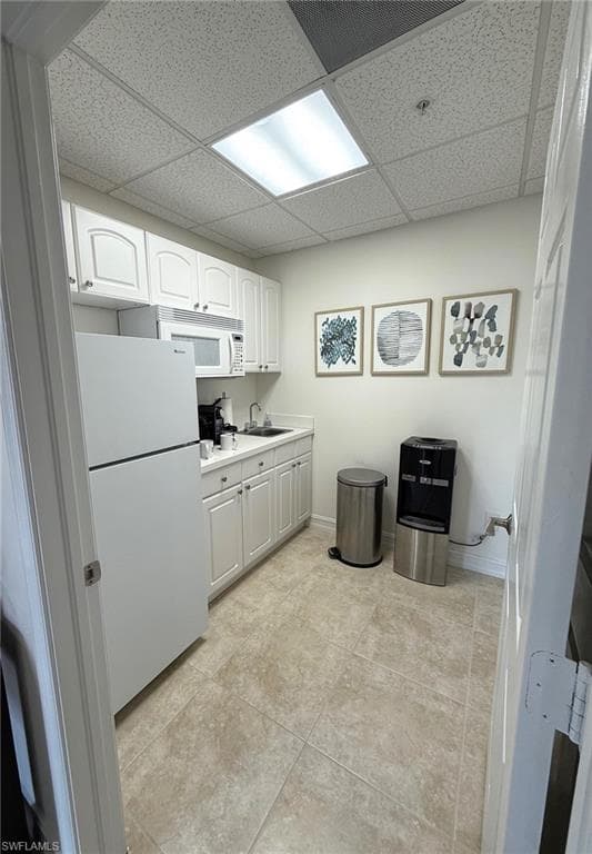 4522 Executive Dr 103, Naples, FL 34119-3