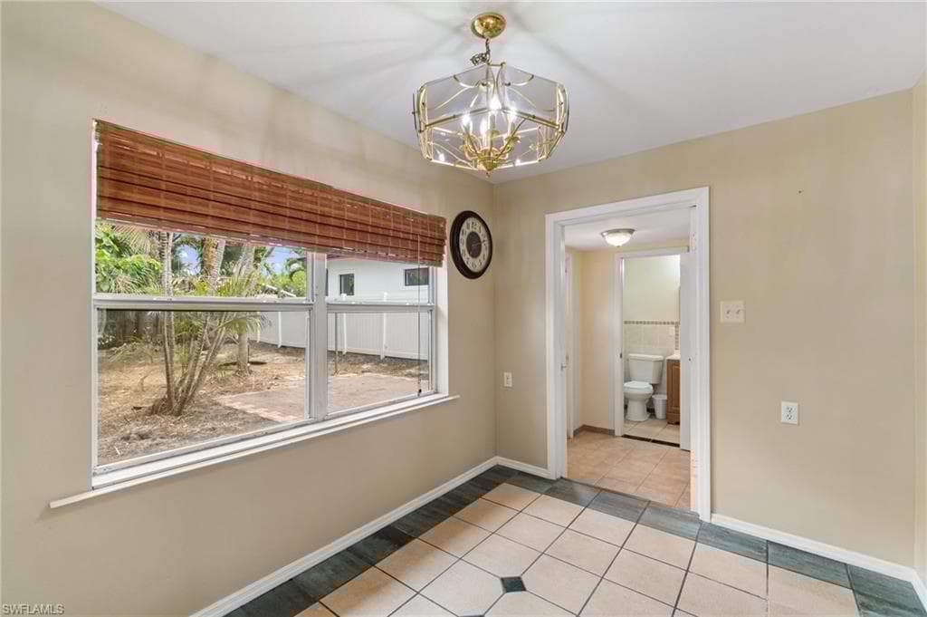 853 95th Ave N, Naples, FL 34108-11