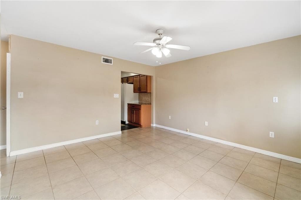 853 95th Ave N, Naples, FL 34108-4
