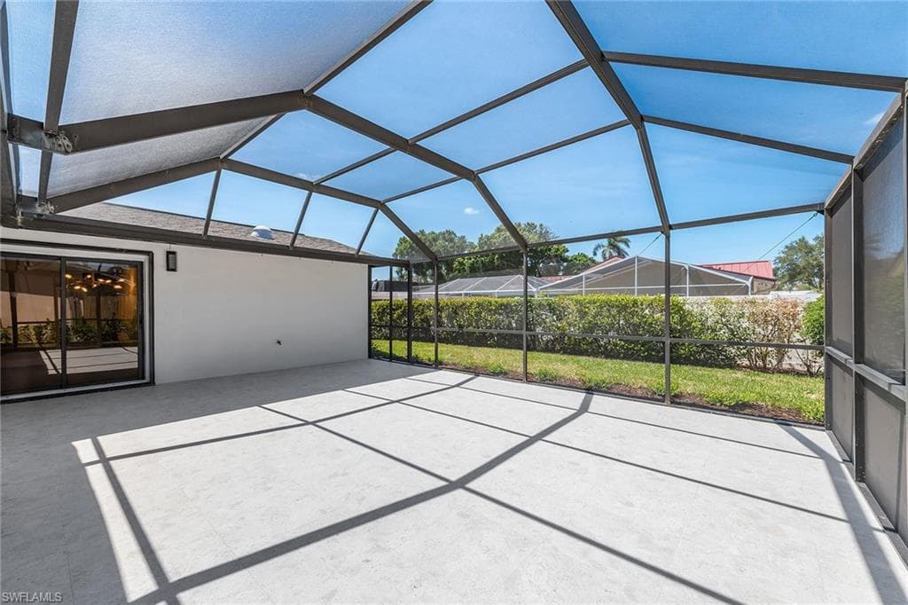 1196 Westlake Blvd, Naples, FL 34103-4
