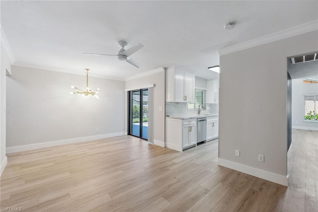 1196 Westlake Blvd, Naples, FL 34103-8
