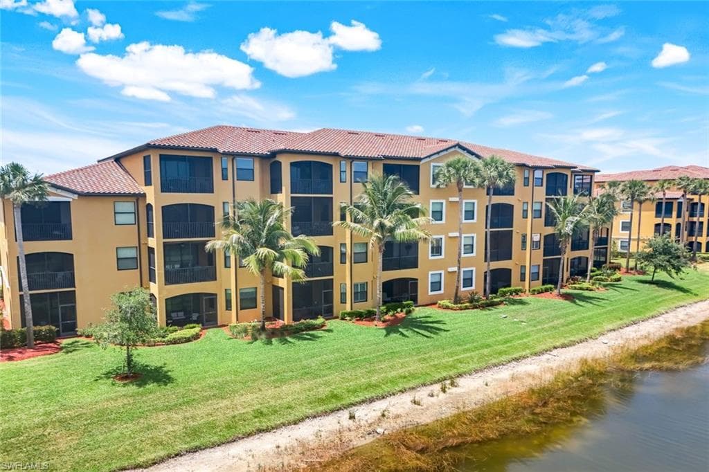 9590 Trevi Ct 5323, Naples, FL 34113-23