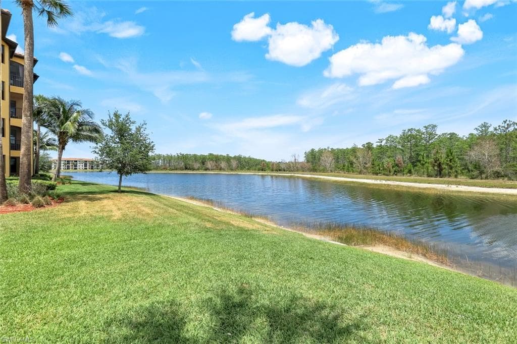 9590 Trevi Ct 5323, Naples, FL 34113-26