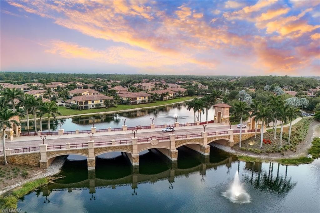 9590 Trevi Ct 5323, Naples, FL 34113-2