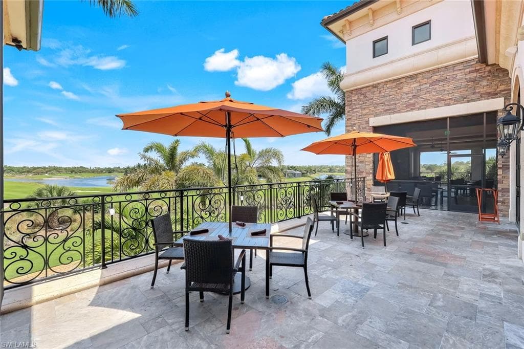 9590 Trevi Ct 5323, Naples, FL 34113-33