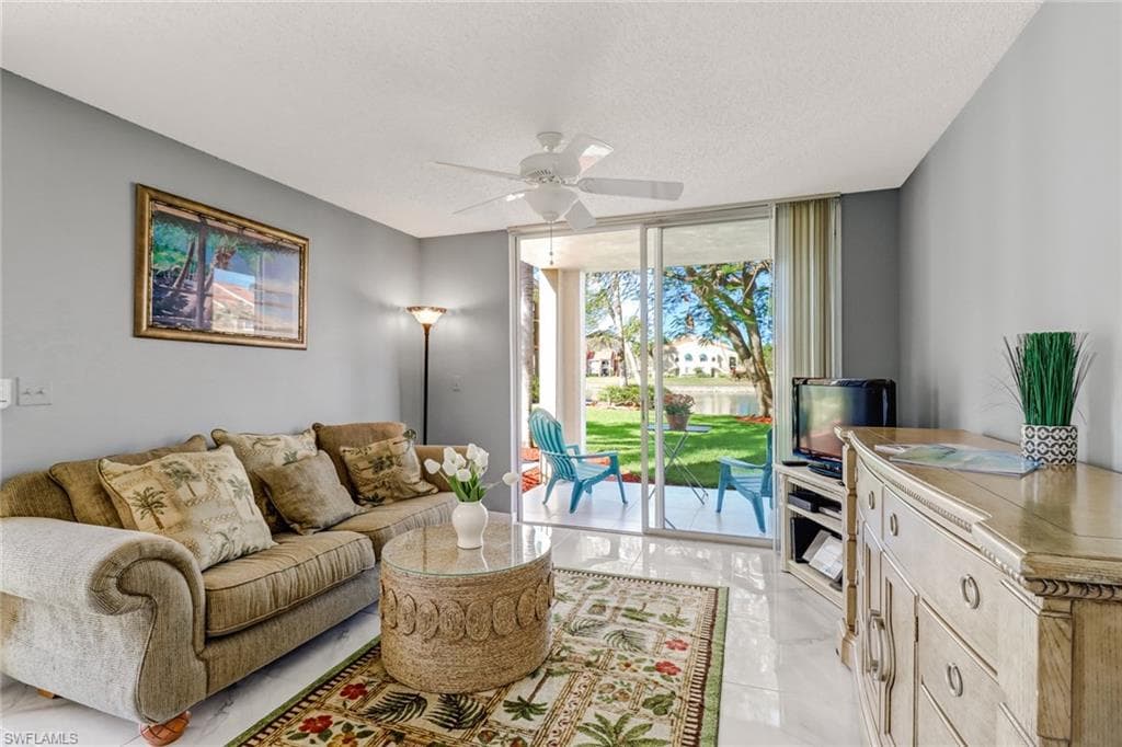 1265 Wildwood Lakes Blvd 102, Naples, FL 34104-4