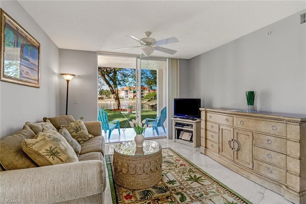 1265 Wildwood Lakes Blvd 102, Naples, FL 34104-6