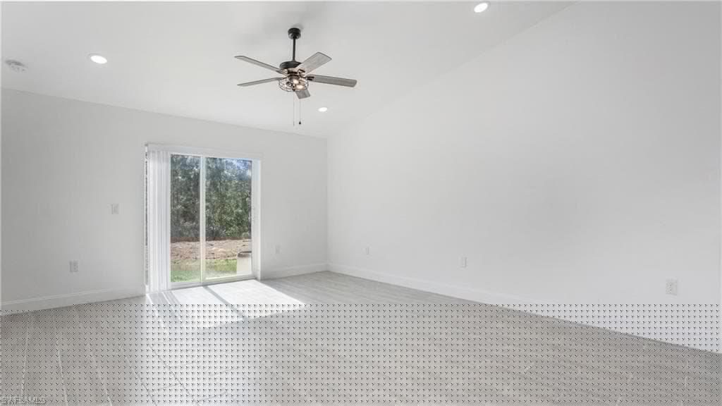 849/851 Bedford Dr, Lehigh Acres, FL 33974-8