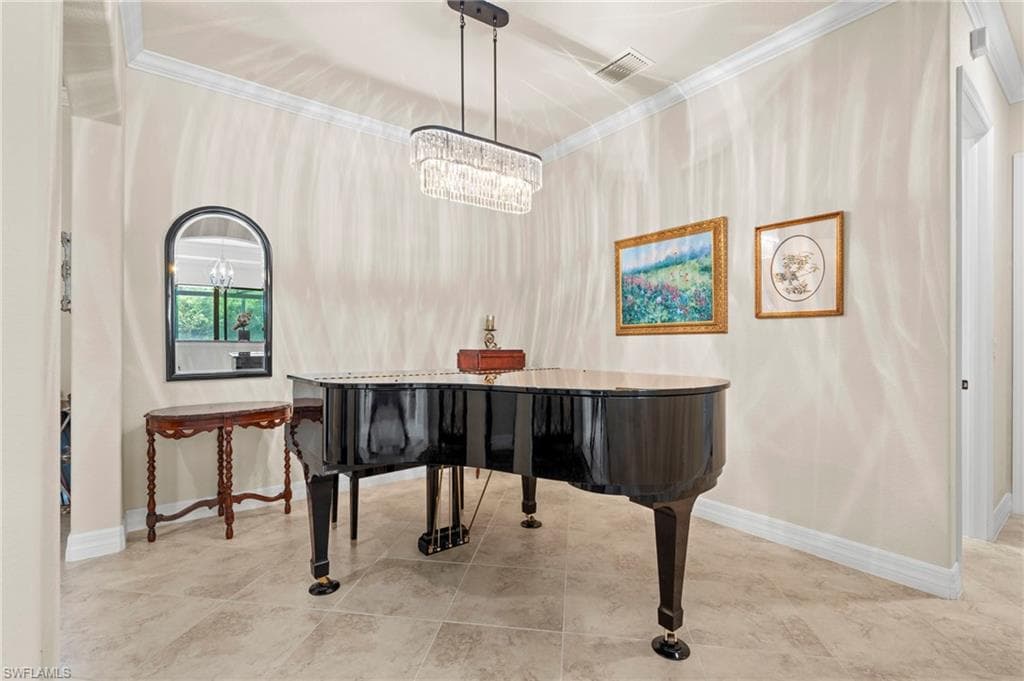 9380 Vercelli Ct, Naples, FL 34113-4