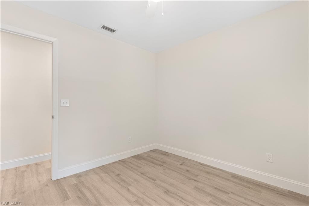 221 18th Ave NW, Naples, FL 34120-16